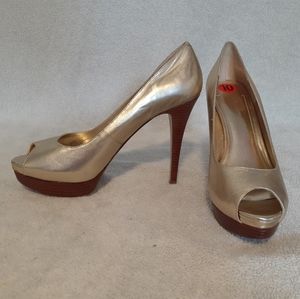 BCBG Gold Platform Peep Toe Heels- Size 10